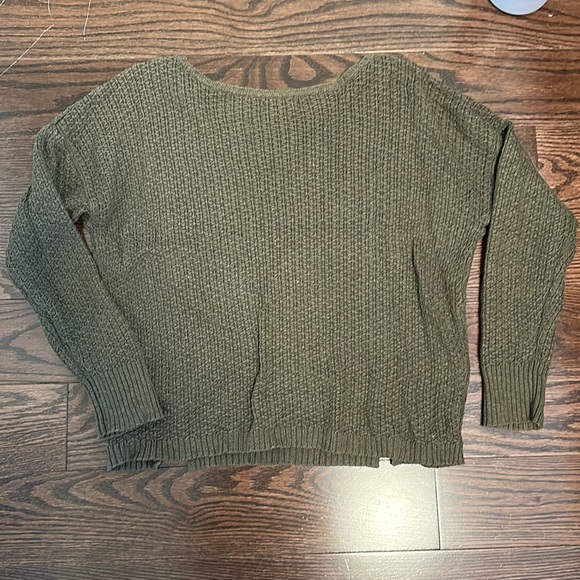 Size M | Army Green American Eagle Knit Sweater - Picture 3 of 3